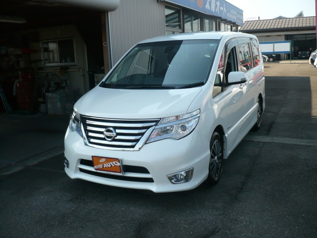 セレナ2.0 ハイウェイスター S-HYBRID