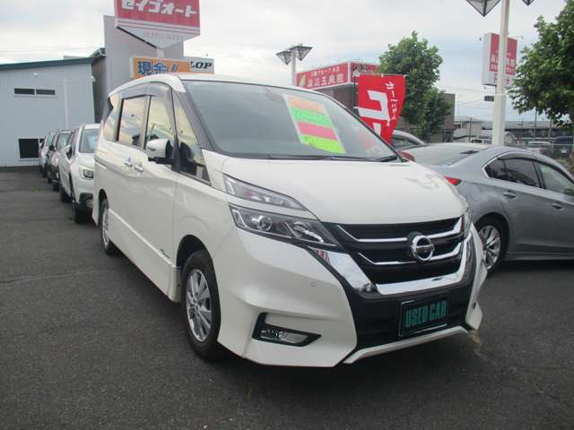 セレナ2.0 ハイウェイスター 4WD