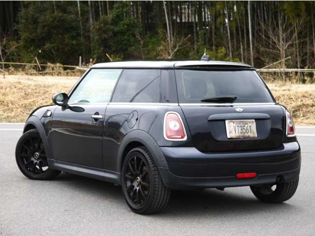 ���J�b�^�͏����ɗD�������X��ڎw���܂��B�����Ȃ�ł͂̋^��⎿��ɒg�����������v���܂��B�̔����т��������������߂Ă���A�A����i����{��LINE�ł��B���ЂƂ�ł����C�y�ɂ��₢���킹�A�����X��������