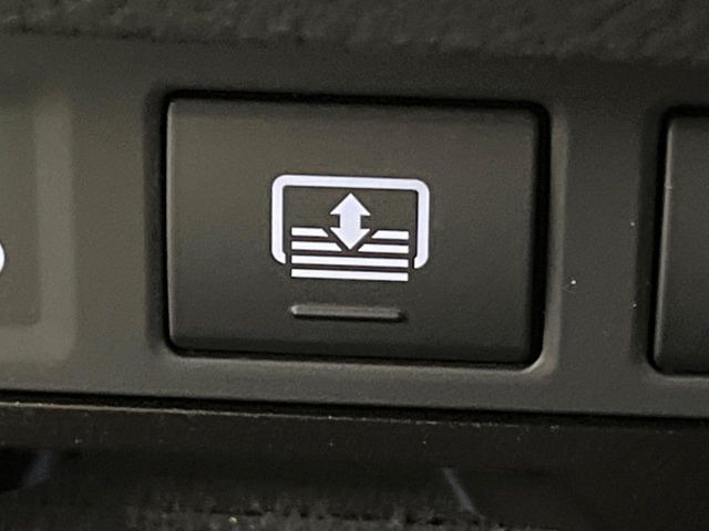 �d���T���V�F�[�h�������Ă���܂�!!