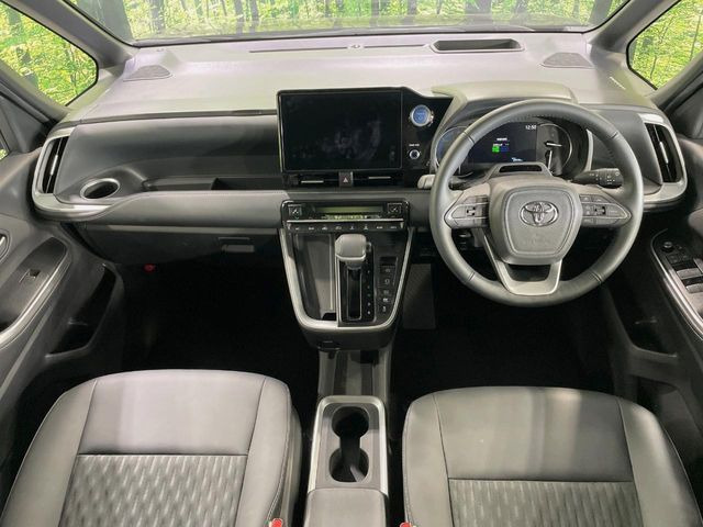 ノア1.8 ハイブリッド S-Z