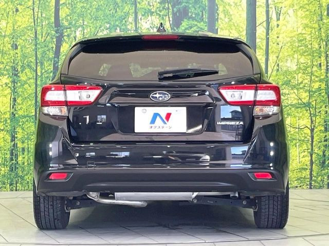 安心の最長10年・走行無制限保証(有償)をご用意。保証内容も充実はもちろん、無料点検&オイル交換や、年中無休の全国・24時間ロードサービスも付帯されておりますのでご安心下さい。