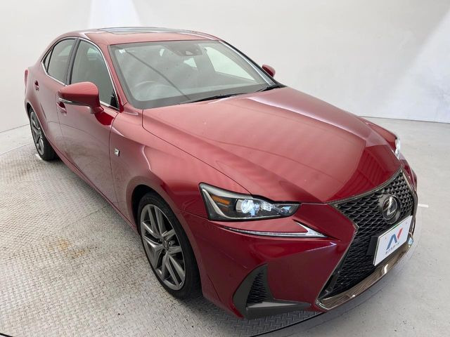 大好評のボディコーティング「弾スプラッシュコート」もご納車までに施工可能。通常のガラスコートと異なる、耐久年数6年の無機質ガラスコーティングが、ボディをキレイな状態に保ってくれます。