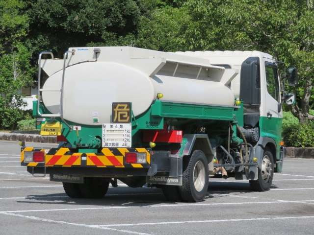 レンジャータンクローリー