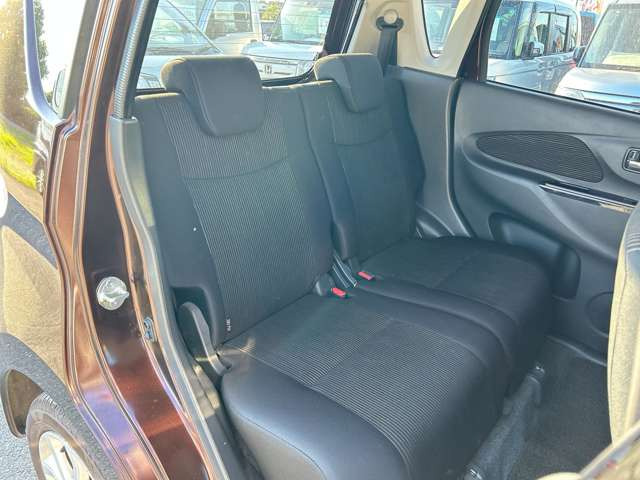 ���X�ł͌��I�������Ԃ𖈌�100��ȏ�̎d������s�Ȃ��A�����ȉ��i�ŊF�l�ɂ��񋟂����Ē����Ă���܂���