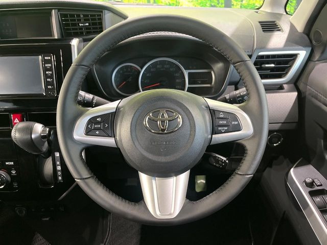 �y�����v�����X�e�A�����O�z�㎿�Ȋv���g�p���邱�ƂŁA��ɂ����������݂ƂĂ��^�]���₷���n���h���ł���