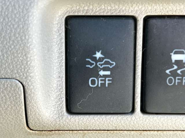 �y�Փˌy�����u�z���s���ɑO���̎ԗ�����F�����A�Փ˂������Ȏ��͌x��ƃu���[�L�ŏՓˉ���Ɣ�Q�y�����A�V�X�g�B�����S�Ƀh���C�u�����y���݂��������܂��B