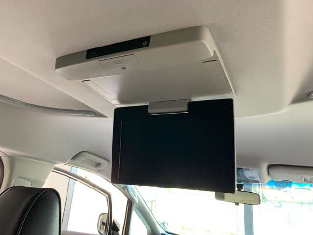 ������ȃ��j�^�[�t��!!