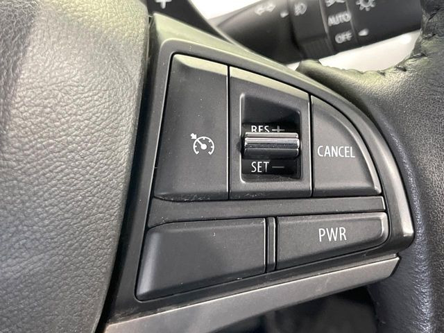 �y�N���[�Y�R���g���[���z�������H�����N���N���s�B�A�N�Z���𗣂��Ă���葬�x�ő��s���ł��A�������^�]���̕��S���y��!�����E�������ȒP�ȃX�C�b�`����Œ����ł��܂��B