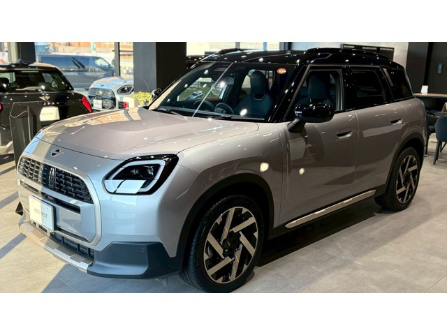 ミニカントリーマンD DCT ディーゼル