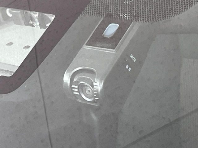 �y�h���C�u���R�[�_�[�z���S�E���S�ȃJ�[���C�t�ɕK�{�̃h���C�u���R�[�_�[�𑕔�!���s���͂������A������^�]�⎖�̂ɑ��������ۂ̏󋵂��f���ŋL�^���A����̃��X�N�ɔ����܂��B