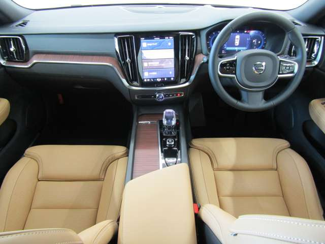 V60クロスカントリーウルトラ B5 AWD 4WD