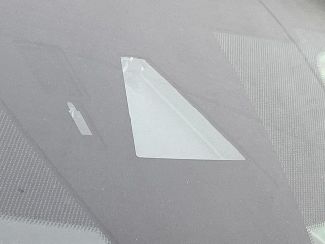 �yi-ACTIVESENSE�z���s���ɑO���̎ԗ�����F�����A�Փ˂������Ȏ��͌x��ƃu���[�L�ŏՓˉ���Ɣ�Q�y�����A�V�X�g�B�����S�Ƀh���C�u�����y���݂��������܂��B