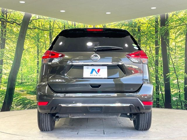 安心の最長10年・走行無制限保証(有償)をご用意。保証内容も充実はもちろん、無料点検&オイル交換や、年中無休の全国・24時間ロードサービスも付帯されておりますのでご安心下さい。