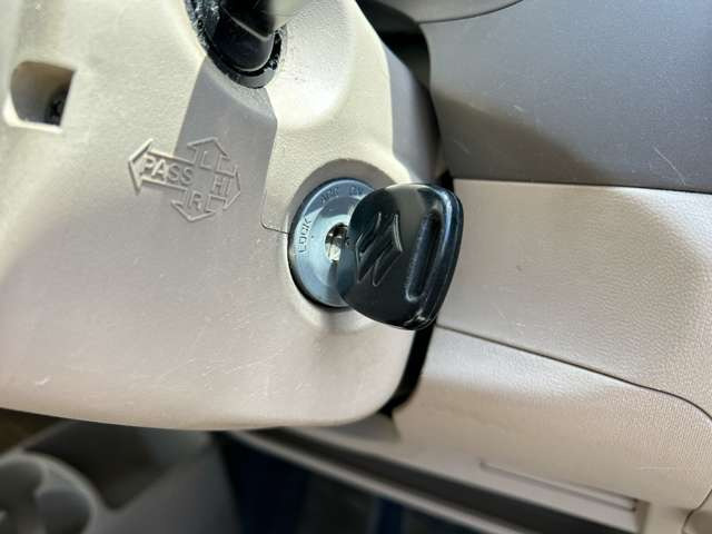 �y�L�[���X�G���g���[�z���ꂽ�ꏊ����h�A�̊J���ł��A�����^�b�`�Ŋy�X��荞�߂܂���