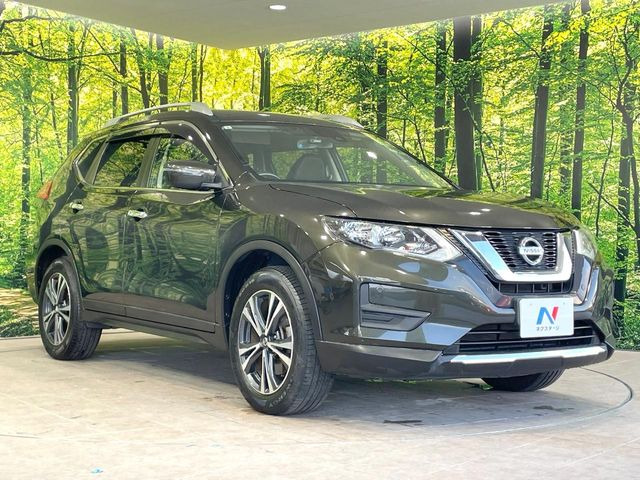 大好評のボディコーティング「弾スプラッシュコート」もご納車までに施工可能。通常のガラスコートと異なる、耐久年数6年の無機質ガラスコーティングが、ボディをキレイな状態に保ってくれます。