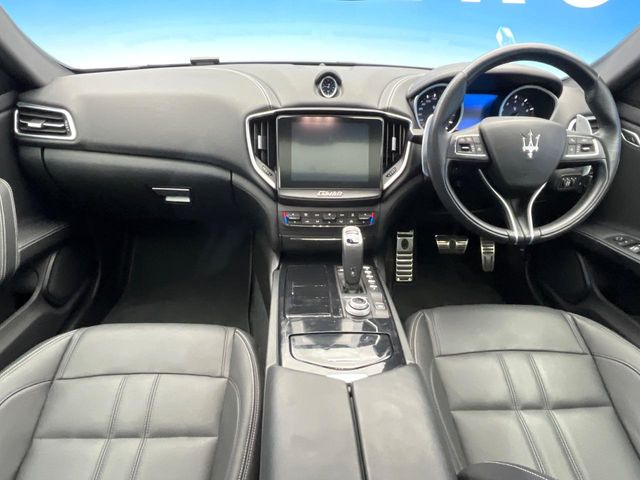 �A���ԃO���[�v���݌ɐ���2,000��!�S���̌n��X���烁�[�J�[�E�Ԏ��킸���Љ�o����̂ŁA���Ȃ��Ƀs�b�^���̂��Ԃ�������͂��ł���܂��͂��₢���킹��������