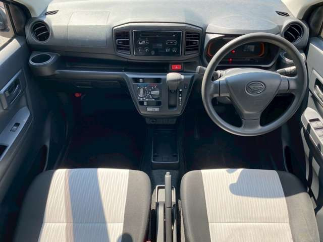 �X���[�N���X����X�͑��݌�200��ȏ�W��!���q�l�̂��C�ɓ����1�䂪�����ƌ�����܂�!�y�����ԁA���ʎԁA�L�����s���O�J�[�ɕ����ԗ��܂œX���ɖ����݌ɂ����T���ł��܂��􂨋C�y�ɂ����X��������!