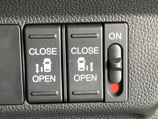 �y�����p���[�X���C�h�h�A�z�X�}�[�g�L�[��^�]�Ȃ̃X�C�b�`�Ō�ȗ����X���C�h�h�A�̊J���\���d��������͂����ăh�A���J����K�v�������A�����Ȃ��q�l�ł��ȒP�ɊJ���߂ł����K�ł���