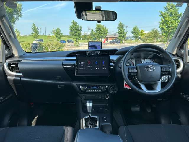 全車試乗可能です。大きな展示場内を実際に運転してみて下さい。実際に乗ってみてこれからのカーライフを想像してください♪