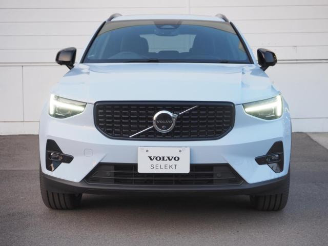 XC40ウルトラ B4 AWD 4WD