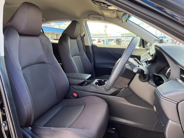 運転席シート廻りは使用感も少なく、良好な状態となっています。丁寧に使われていたことがよくわかりますね。