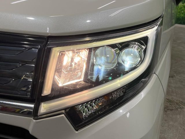 �yLED�w�b�h���C�g�z���V����ԑ��s�����ǍD�Ȏ��E���m�ۂ����S���ĉ^�]�ł��鍂�P�xLED�w�b�h���C�g�𑕔�!�_�����x�������A����d�͂��}�����Ă��܂��B