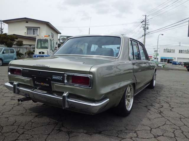 スカイライン2.0 GT