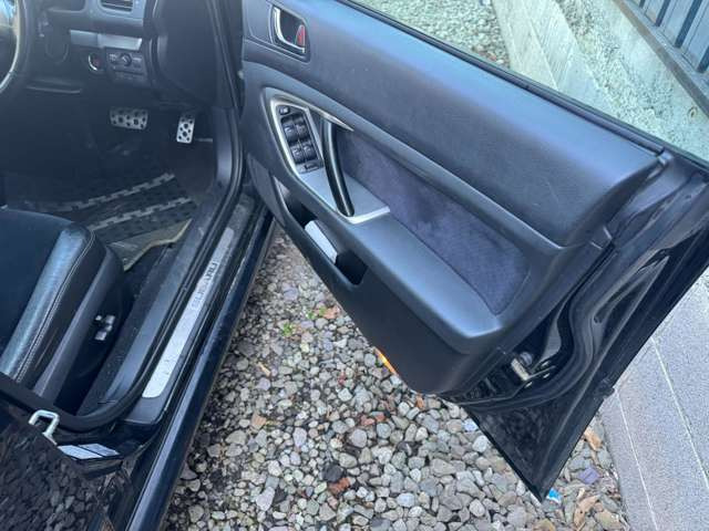 ☆お客様のカーライフをお手伝いさせて頂きます☆お客様のご要望をできるだけ詳しくお聞きして、お応えできるよう努力致します。車検・修理・板金塗装など、お気軽にご連絡下さい!