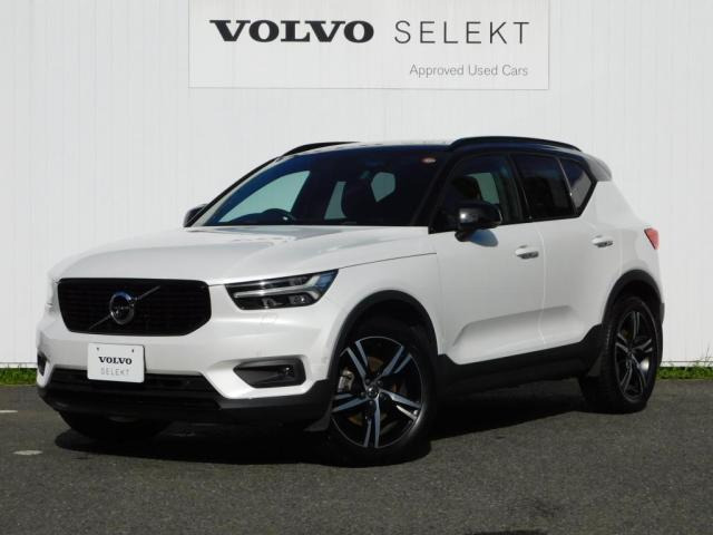 XC40B4 AWD Rデザイン 4WD