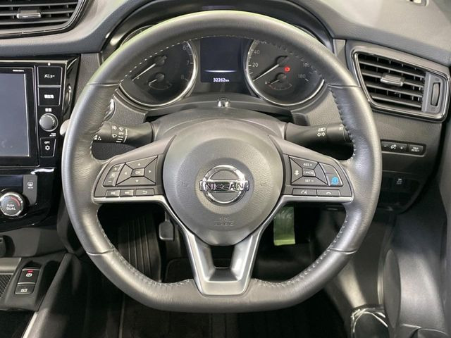 �y�����v�����X�e�A�����O�z�㎿�Ȋv���g�p���邱�ƂŁA��ɂ����������݂ƂĂ��^�]���₷���n���h���ł���