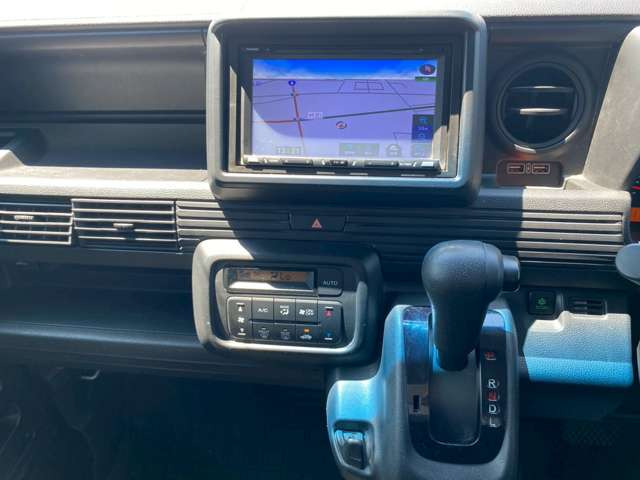 ���I�����C�����k���p�\�R���E�X�}�z�̃r�f�I�ʘb�𗘗p�����A�I�����C�����k���\�ł��B���Ԃ̊O��������V�[�g�̏�ԓ��A�I�����C���Ŋm�F�����܂��B���ڂ����́u�I�����C�����k��]�v�Ƃ��₢���킹���������B