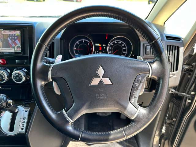 自ら操るハンドル!ドライバーの生命線です。お客様の目で実際にご確認ください。