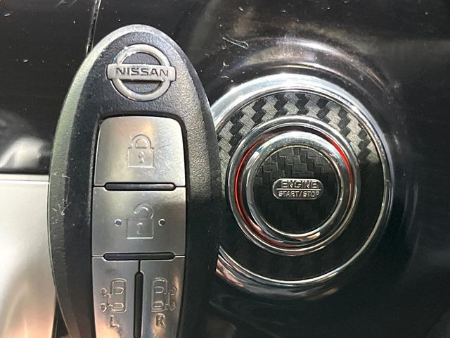 �y�C���e���W�F���g�L�[�z�J�o����|�P�b�g�ɓ��ꂽ�܂܂ł��h�A�̎{���E�������\�ȃX�}�[�g�L�[�𑕔��B�G���W���̃I���E�I�t�����J�M�����o���K�v����������Ƃ��Ă��֗��ł���