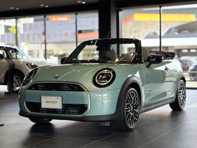 ミニコンバーチブルクーパーC DCT