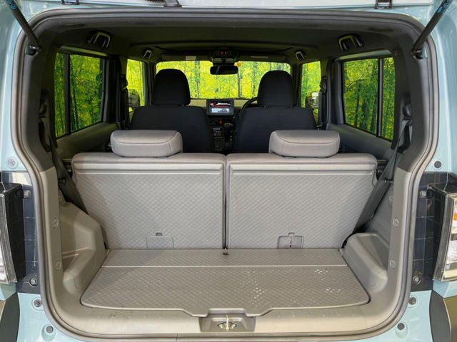 ���i�̂���������ʋ΁A���}���ɏ\���ȉ׎��X�y�[�X���m�ۂ��Ă���܂��B�Z�J���h�V�[�g��|���ƁA�傫�ȉו��̐ύڂ��\�ł���