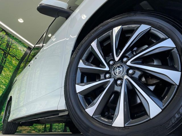 �y����17�C���`�A���~�z�C�[���z�O�ςɃ}�b�`���������A���~�z�C�[���𑕒����Ă���܂��B�e��ЊO�A���~�z�C�[����A�X�^�b�h���X�^�C�����戵�����Ă���܂��B���񂲑��k����������