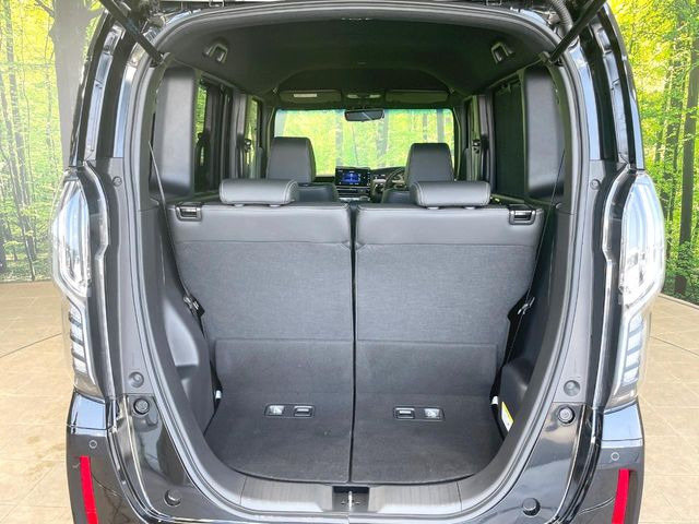 普段のお買い物や通勤、送迎等に十分な荷室スペースを確保しております。セカンドシートを倒すと、大きな荷物の積載も可能です♪