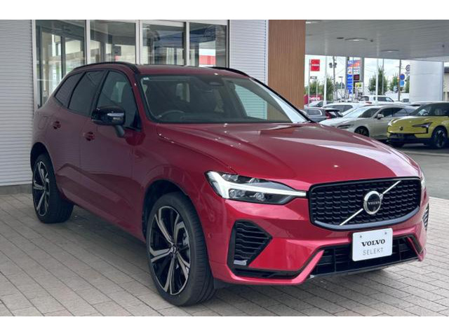 XC60リチャージ アルティメット T6 AWD PHEV 4WD