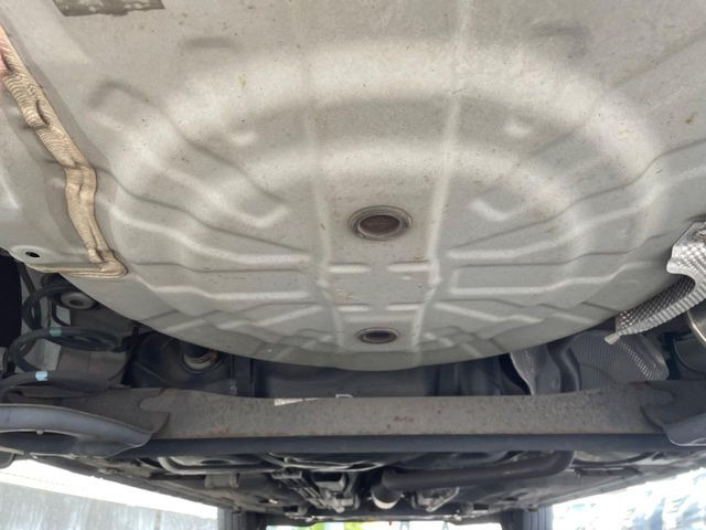 ����肪���ꂢ�Ȃ����ɁA�h�K���H�̎{�H���I�X�X���B�~��n��͂������A���ݕ��ɂ��Z���̕���A��Ń}�����E�E�B���^�[�X�|�[�c���������ɂ��D�]���������Ă���܂��B