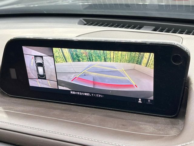 �y360&deg;�r���[���j�^�[�z��p�̃J�����ɂ��A�ォ�猩���낵���悤�Ȏ��_��360�x�N���}�̎��͂��m�F���邱�Ƃ��ł��܂����c�񒓎Ԃ╝�񂹎��Ɋ��􂵂Ă���܂���