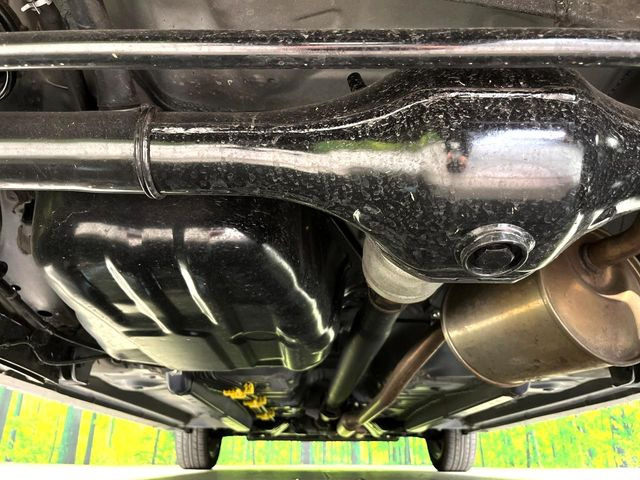 下回りがきれいなうちに、防錆加工の施工がオススメ。降雪地域はもちろん、沿岸部にお住いの方や、趣味でマリン・ウィンタースポーツをされる方にご好評いただいております。