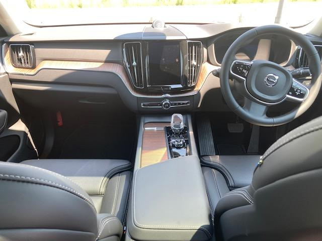 XC60アルティメット B5 AWD 4WD