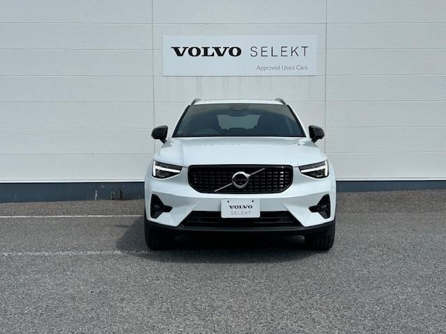 XC40ウルトラ B4 AWD 4WD