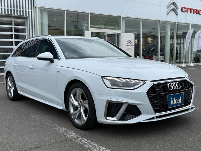 A4アバント45 TFSI クワトロ Sライン 4WD