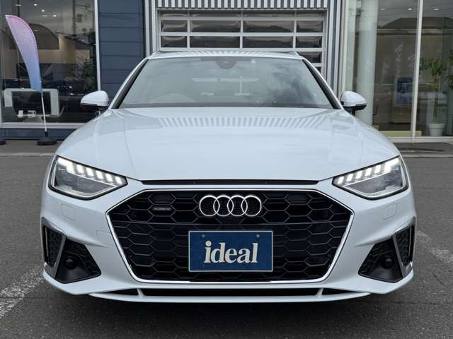 A4アバント45 TFSI クワトロ Sライン 4WD