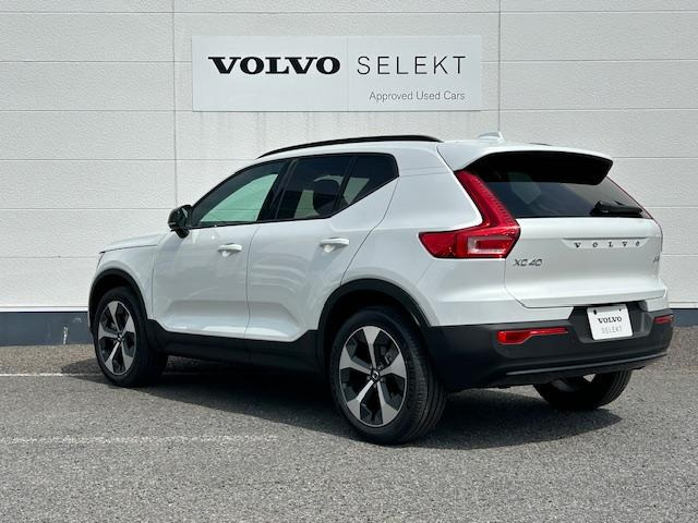 XC40ウルトラ B4 AWD 4WD