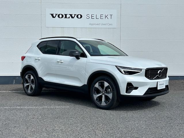 XC40ウルトラ B4 AWD 4WD