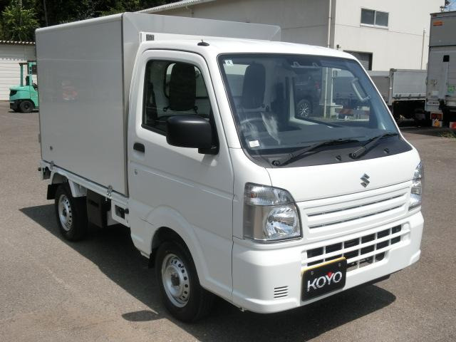 キャリイ冷蔵冷凍車