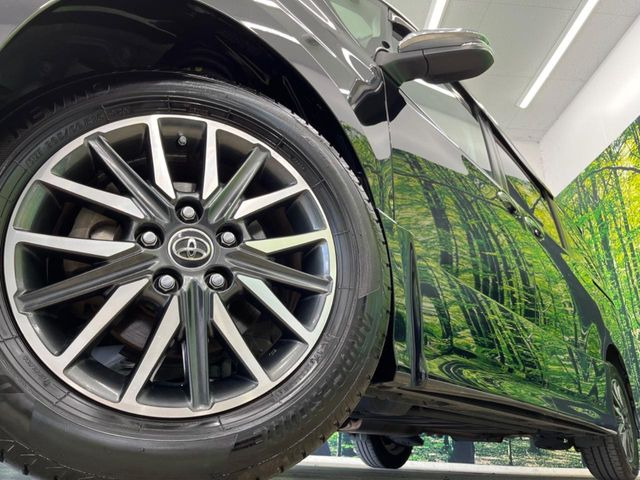 �y����16�C���`�A���~�z�C�[���z�O�ςɃ}�b�`���������A���~�z�C�[���𑕒����Ă���܂��B�e��ЊO�A���~�z�C�[����A�X�^�b�h���X�^�C�����戵�����Ă���܂��B���񂲑��k����������